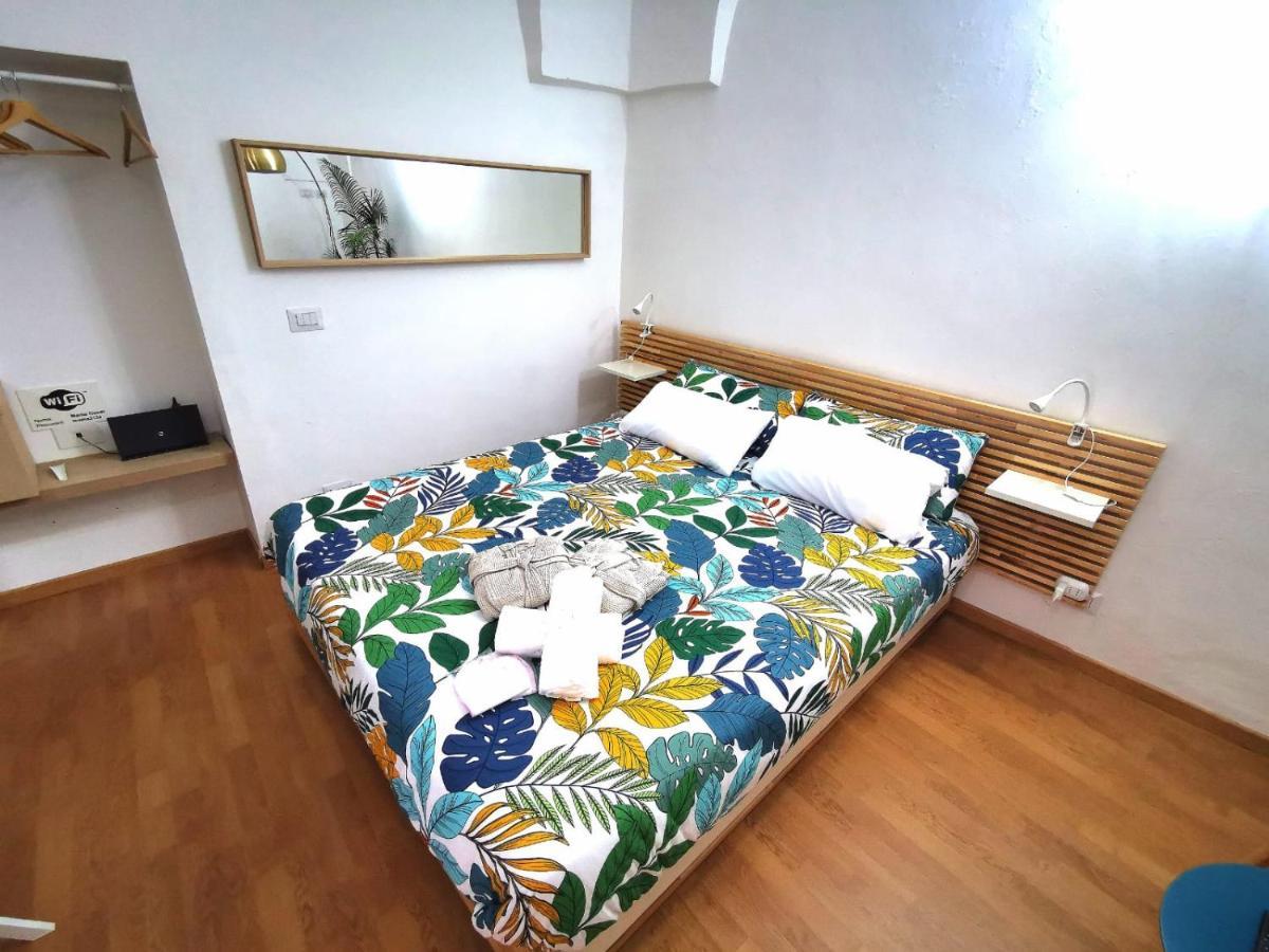 Ma Ma Crociferi 33 Apartment Катания Екстериор снимка