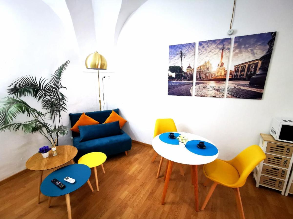 Ma Ma Crociferi 33 Apartment Катания Екстериор снимка