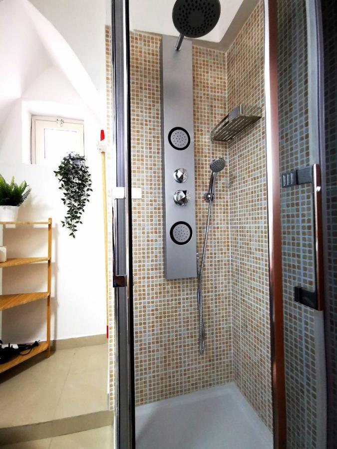 Ma Ma Crociferi 33 Apartment Катания Екстериор снимка